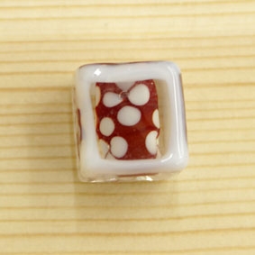 小花骰子琉璃珠(紅)